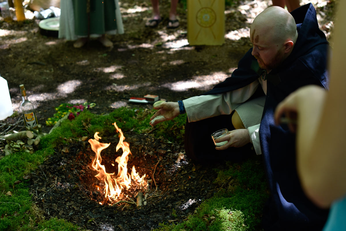 cérémonie druidique - barde offrande